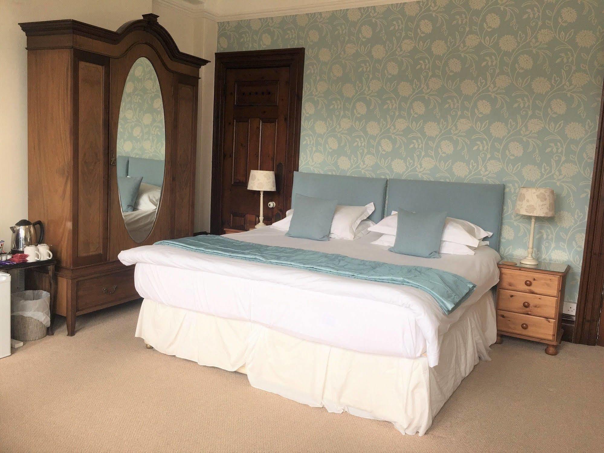 The Longcross Hotel And Gardens Bodmin Luaran gambar